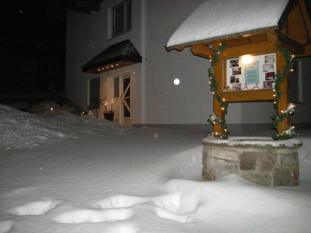Ferienhaus Geier Hilders Exteriör bild